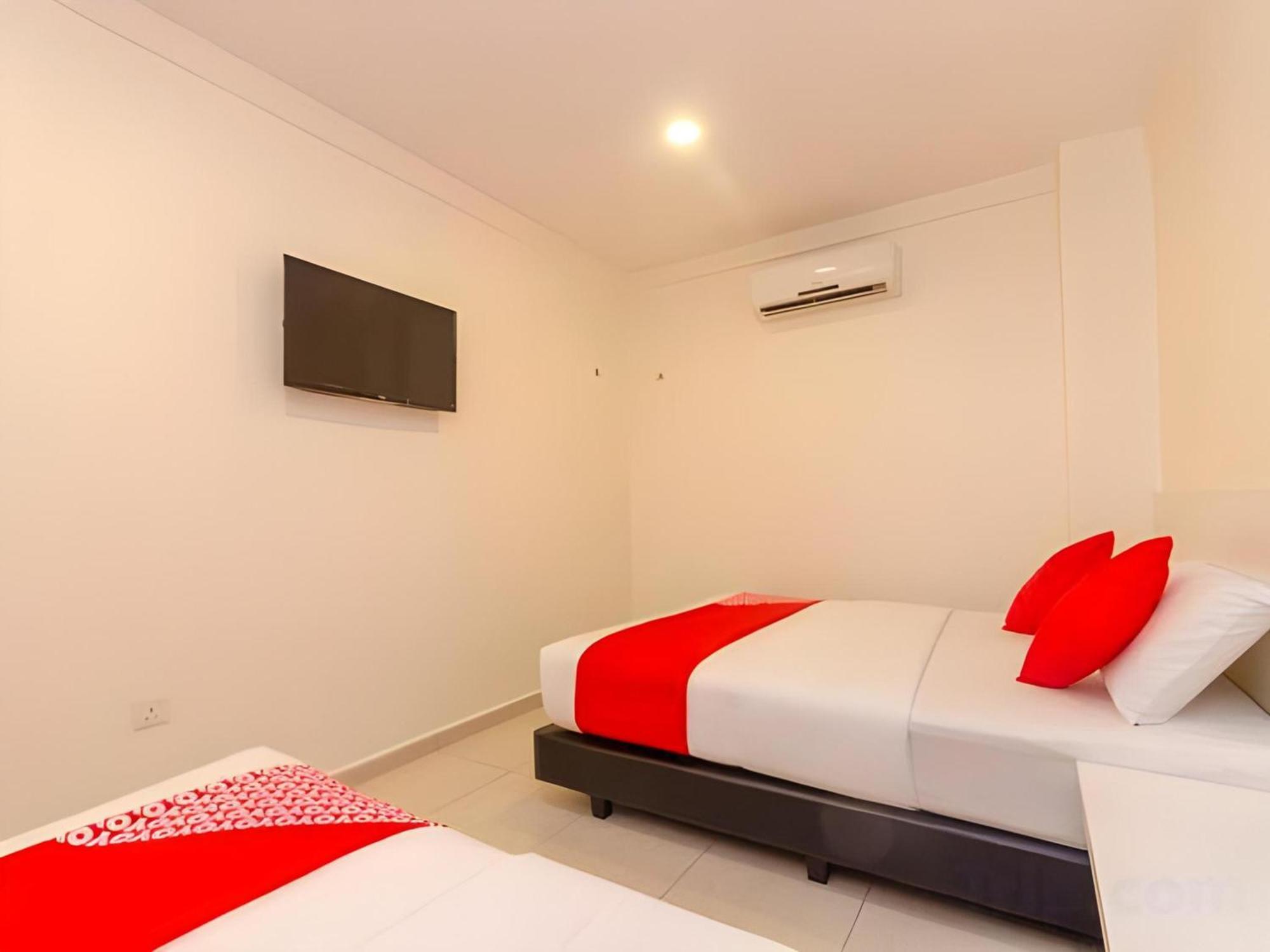 Skudai Hotel Exterior photo