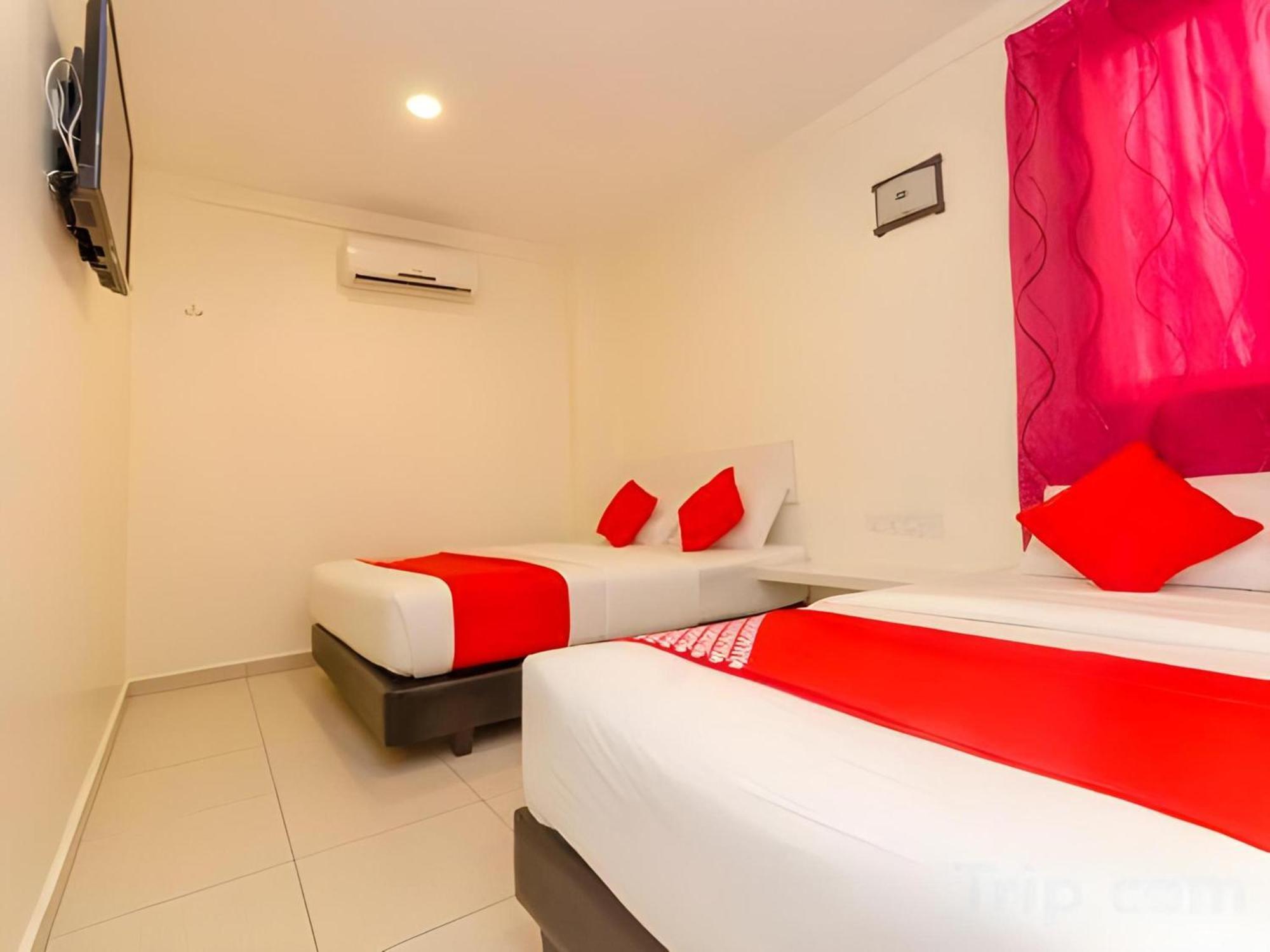 Skudai Hotel Exterior photo